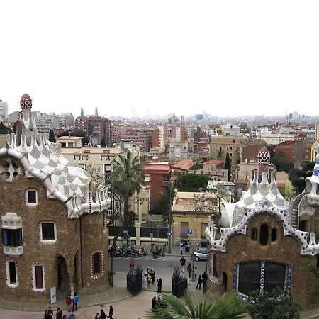 Atic Gaudi-Gracia Apartment Barcelona Exterior photo