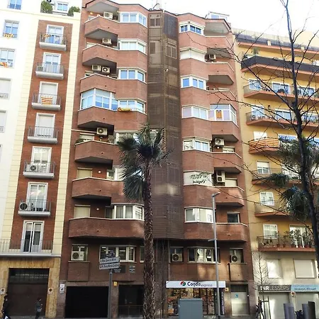 Atic Gaudi-Gracia Apartment Barcelona Exterior photo